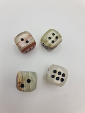 Кубик игральный  Кубик игральный 0,75
