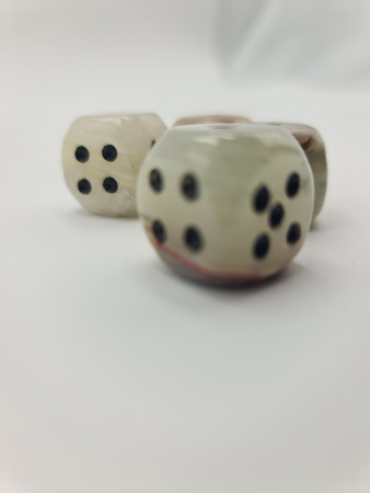 Кубик игральный  Кубик игральный 0,75
