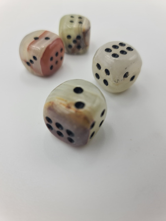 Кубик игральный  Кубик игральный 0,75